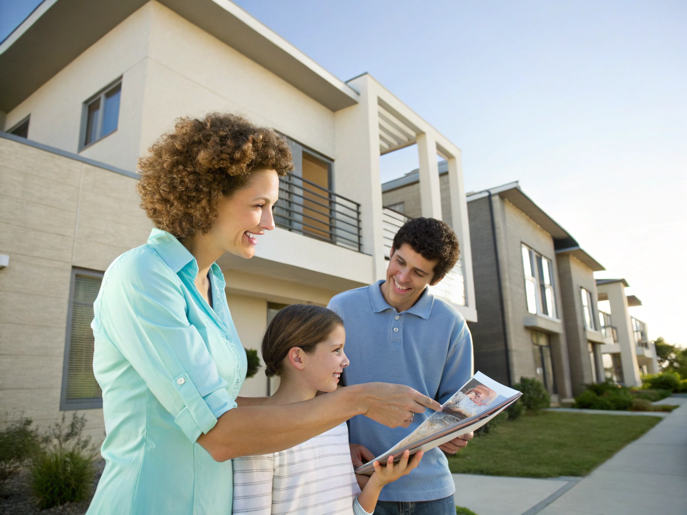 Oregon homebuyer reviewing housing documents with a certified HUD counselor